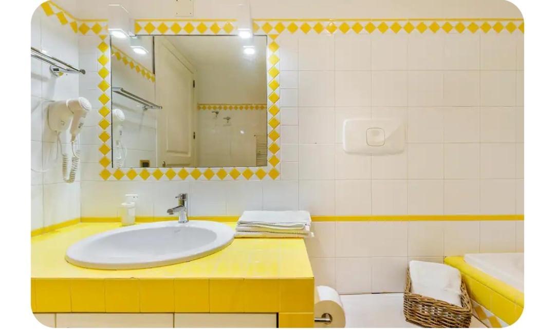 Queen 24 Taranto Room photo